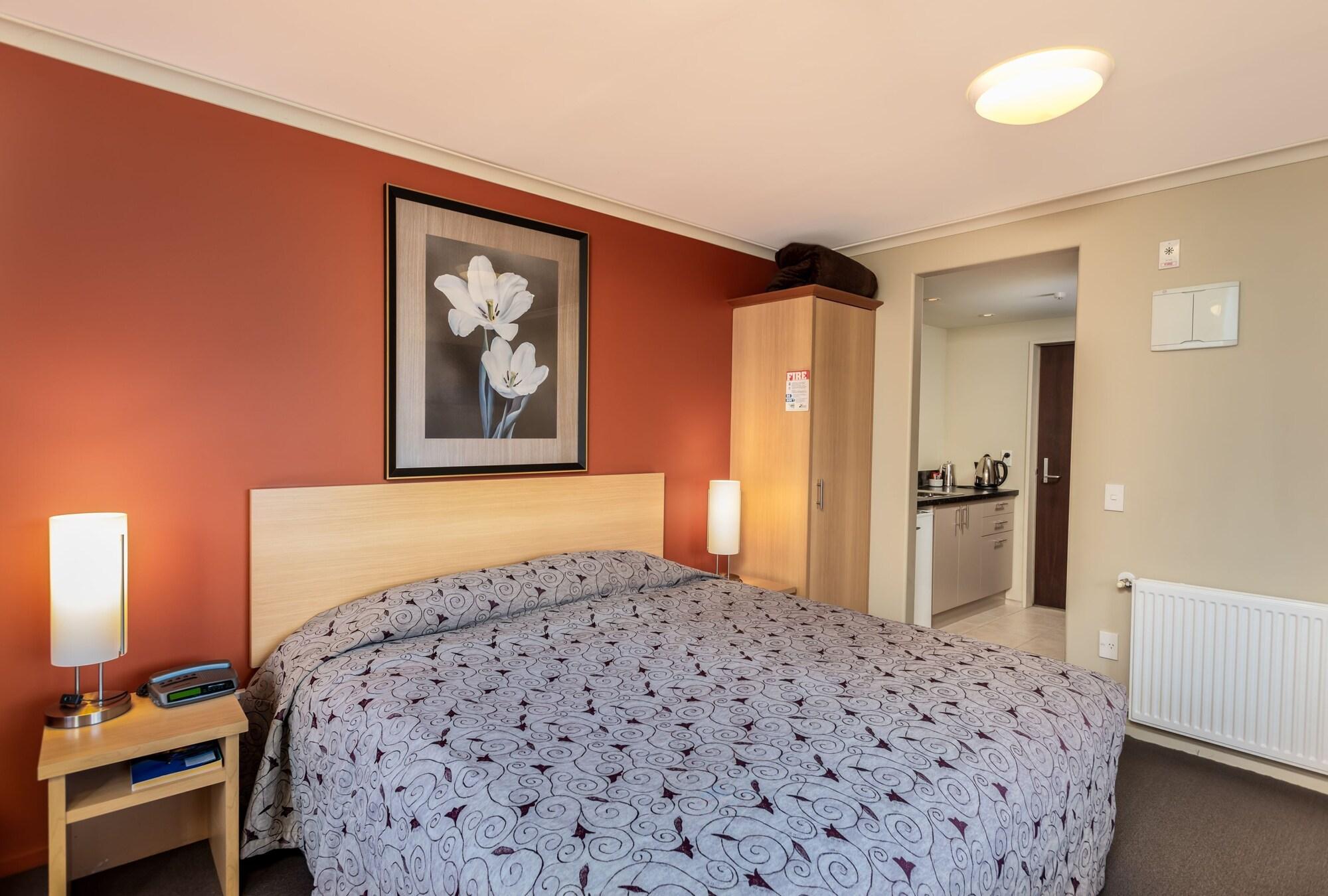 Queenstown Motel Apartments (Adults Only) Bagian luar foto