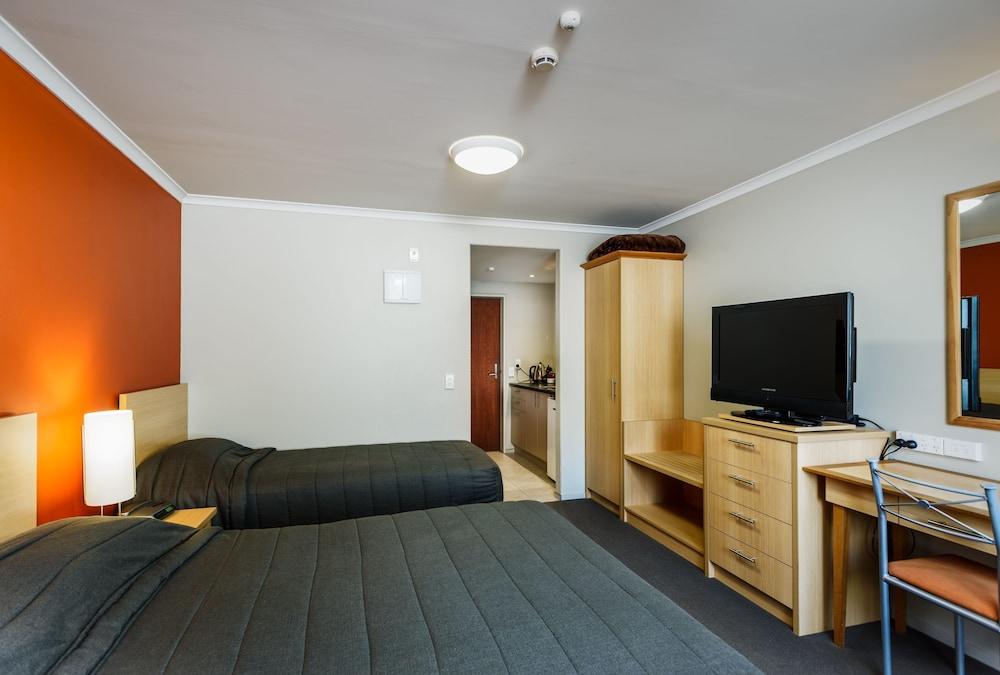 Queenstown Motel Apartments (Adults Only) Bagian luar foto