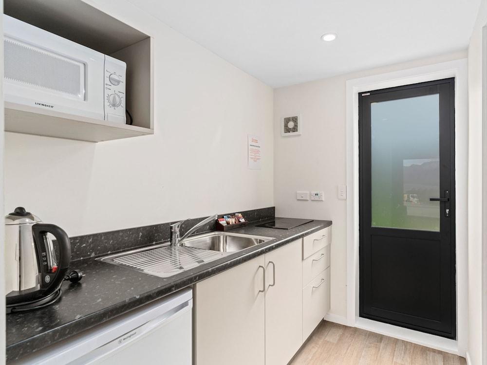 Queenstown Motel Apartments (Adults Only) Bagian luar foto