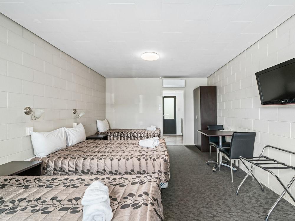 Queenstown Motel Apartments (Adults Only) Bagian luar foto