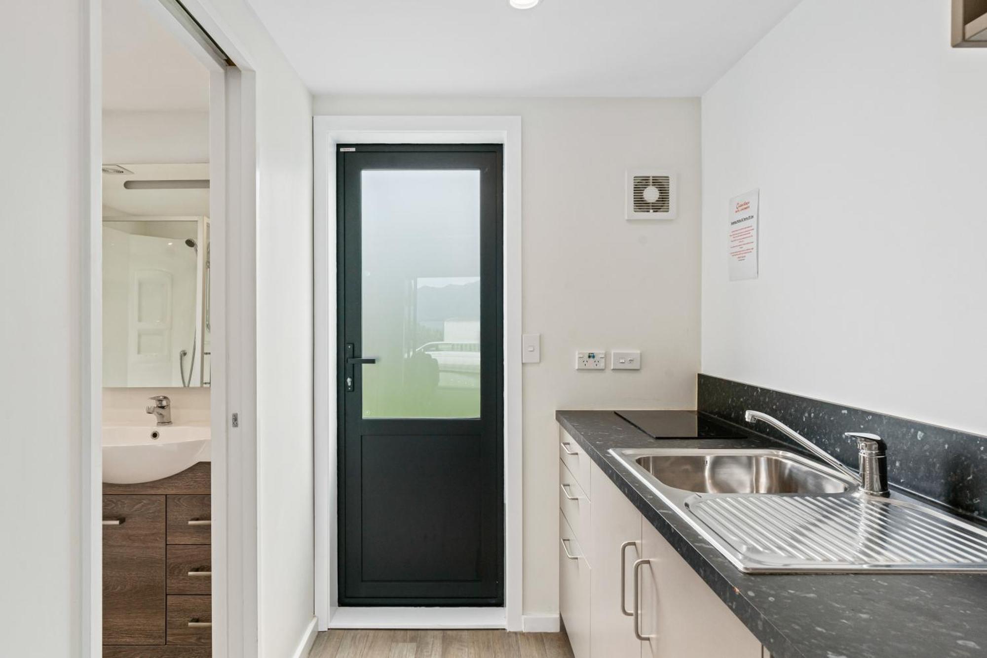 Queenstown Motel Apartments (Adults Only) Ruang foto