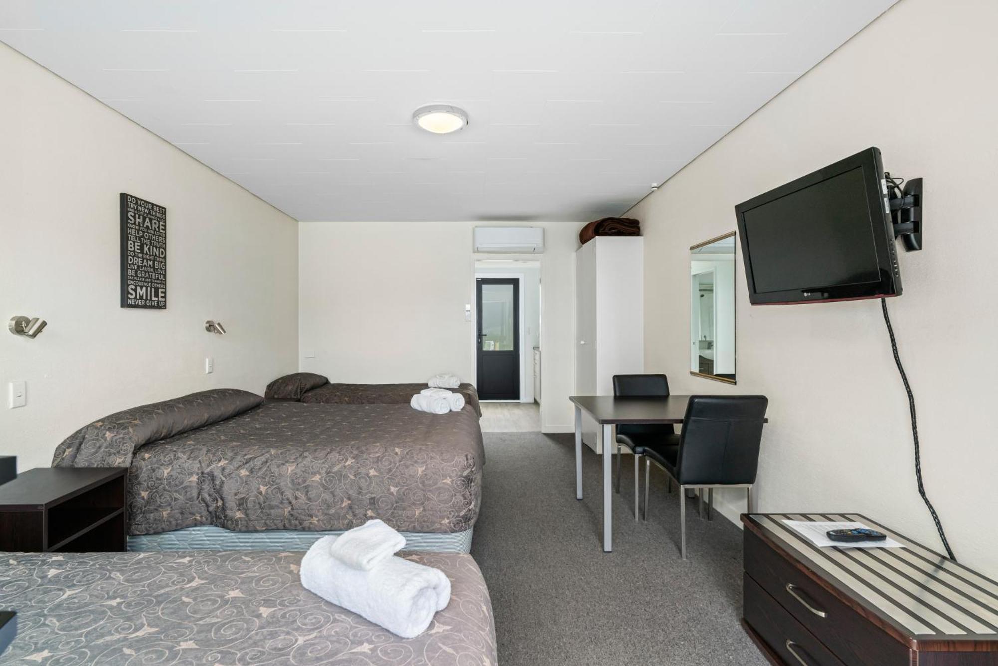 Queenstown Motel Apartments (Adults Only) Ruang foto